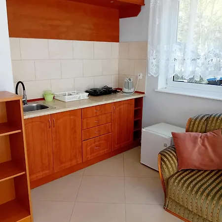 Domimat-lila 招待所