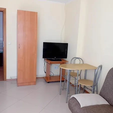 招待所 Domimat-lila