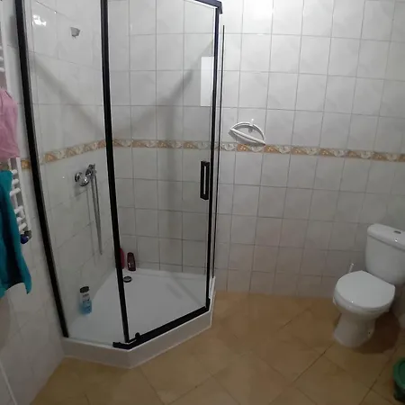 Domimat-lila 招待所 Dębki