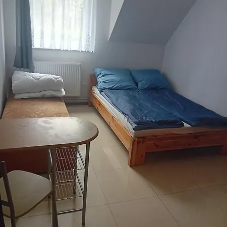 Domimat-lila 招待所